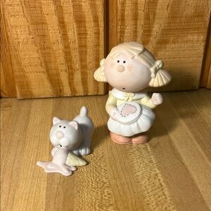 Cute Bumpkins Figurine Set with Girl and Cat